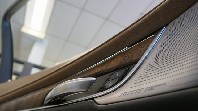 Vehicle image 26 of 97