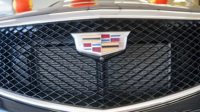Vehicle image 71 of 97