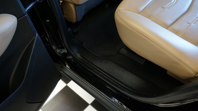 Vehicle image 41 of 97