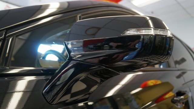 Vehicle image 77 of 97