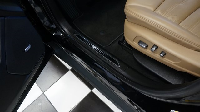 Vehicle image 28 of 97