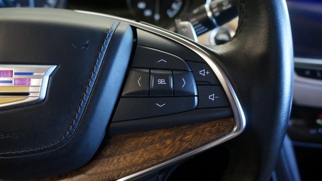 Vehicle image 22 of 97
