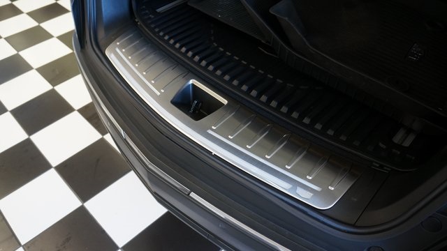Vehicle image 44 of 97