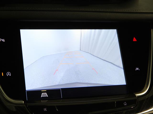 Vehicle image 15 of 26