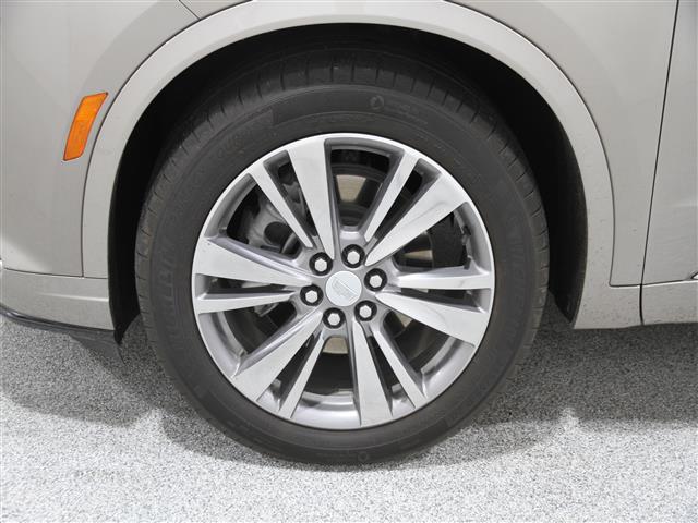 Vehicle image 25 of 26