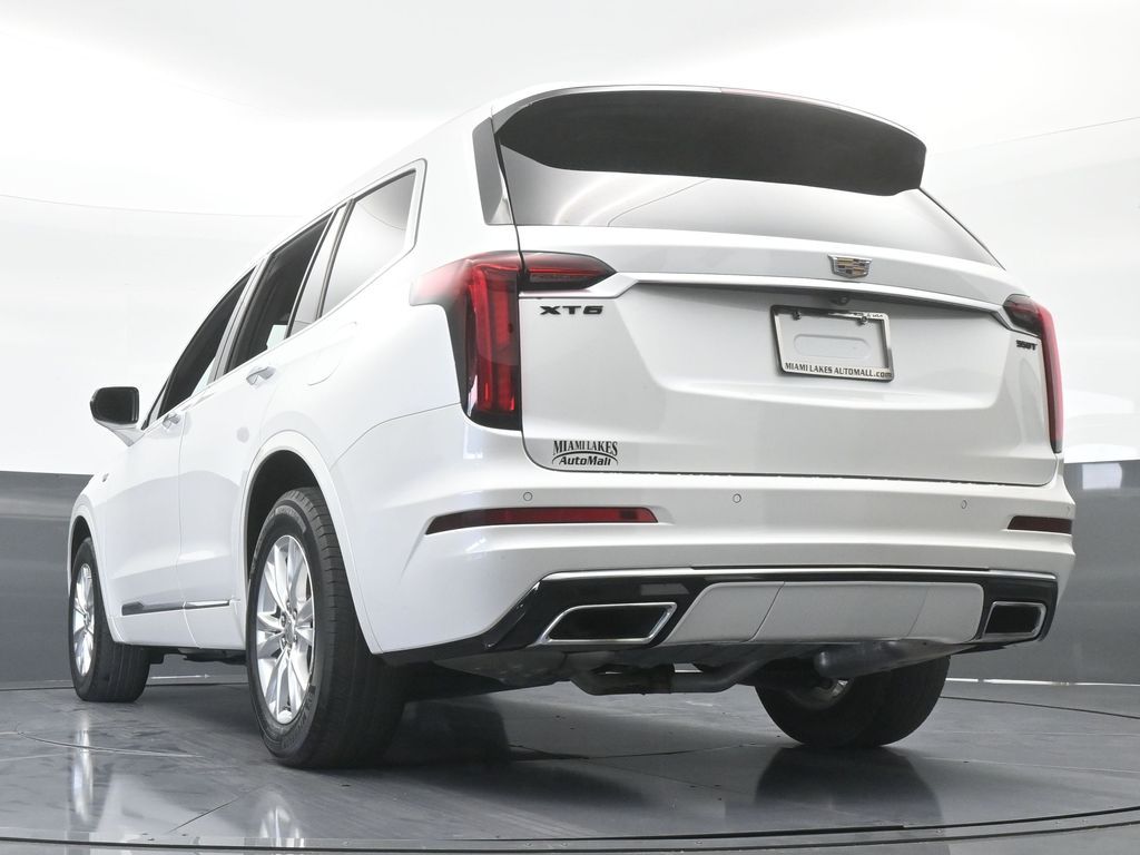 Vehicle image 23 of 76