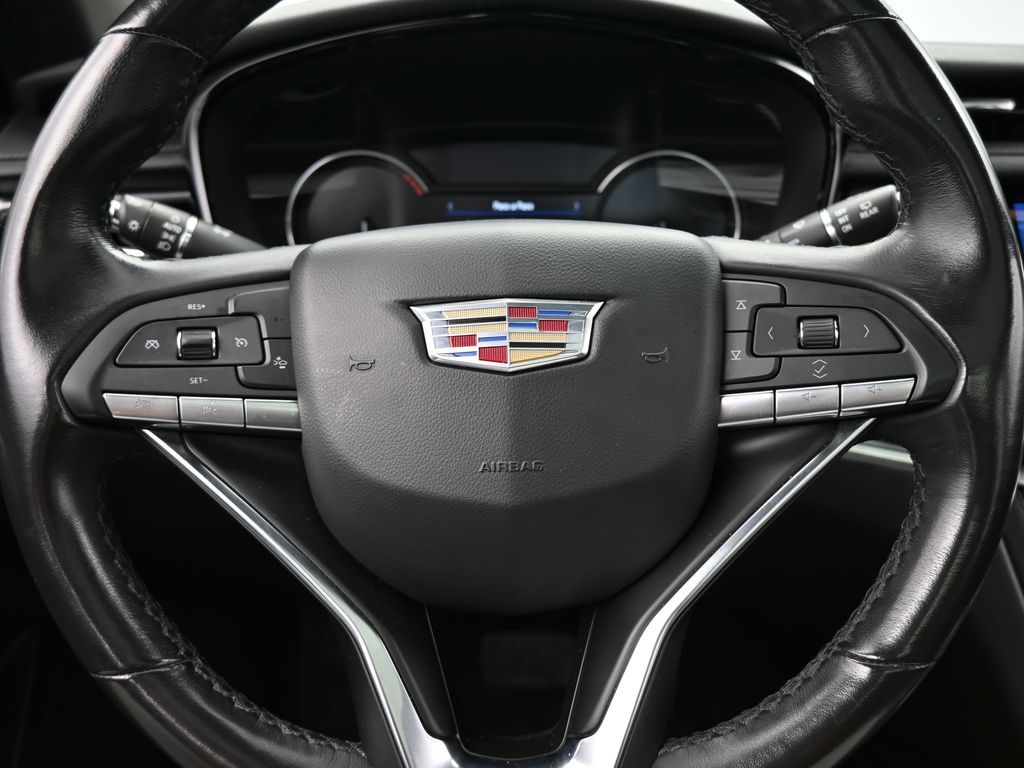 Vehicle image 58 of 76