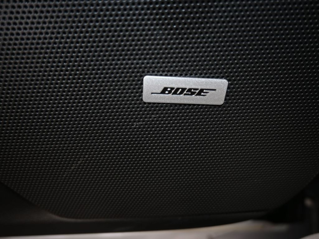 Vehicle image 44 of 76