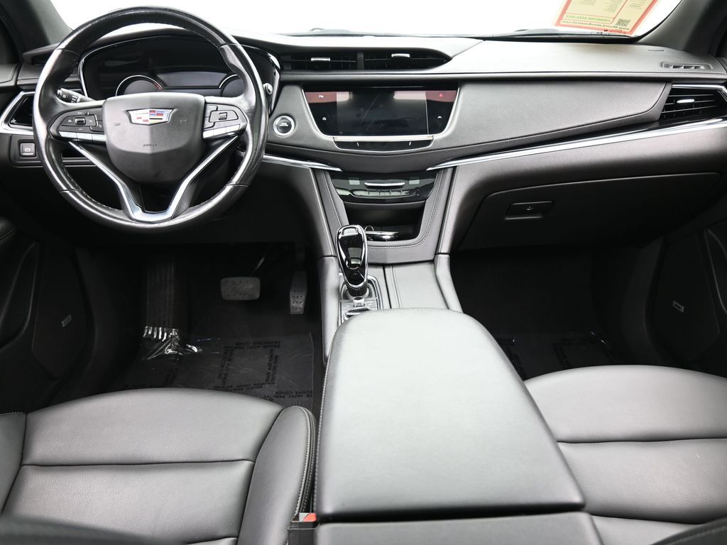 Vehicle image 64 of 76