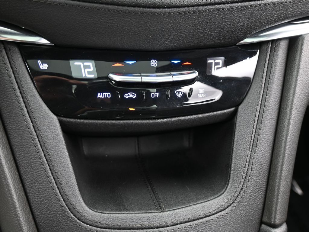 Vehicle image 55 of 76