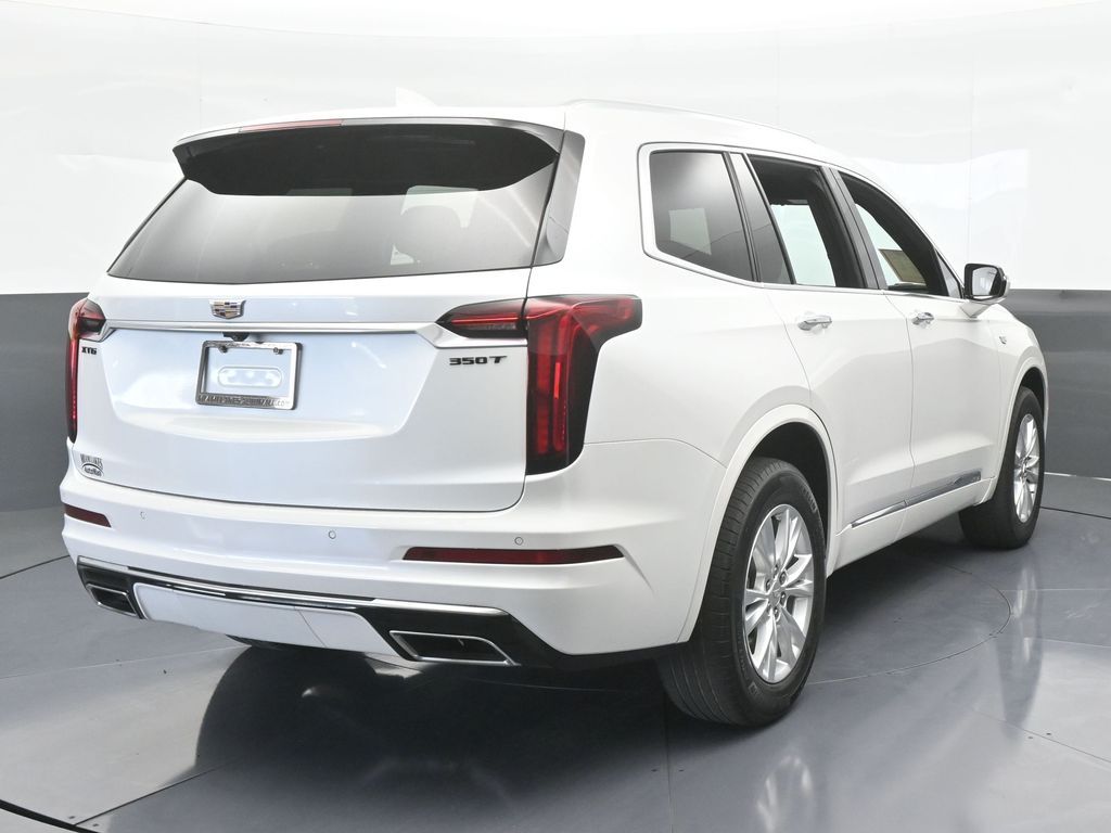 Vehicle image 19 of 76