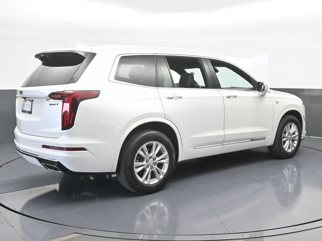 Vehicle image 24 of 76