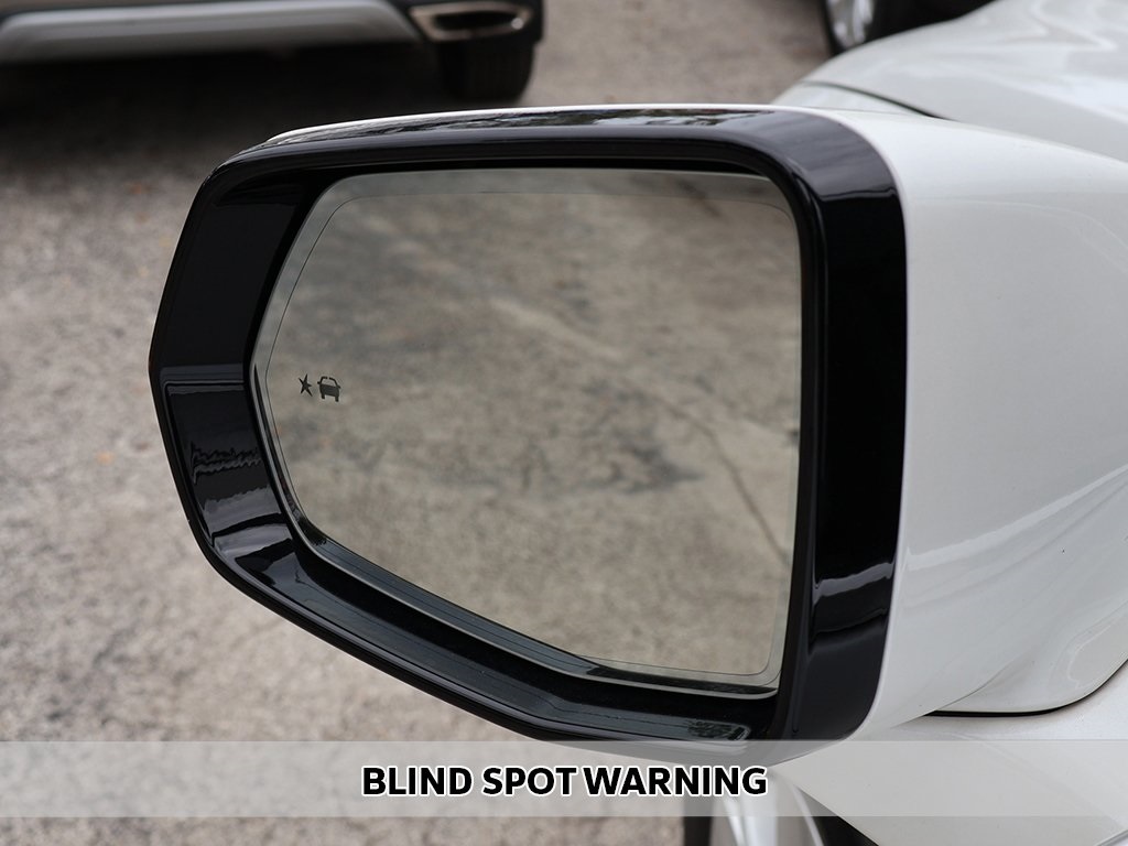 Vehicle image 18 of 66