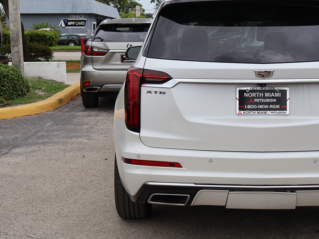 Vehicle image 11 of 66