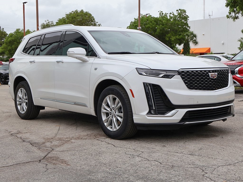 Vehicle image 5 of 66