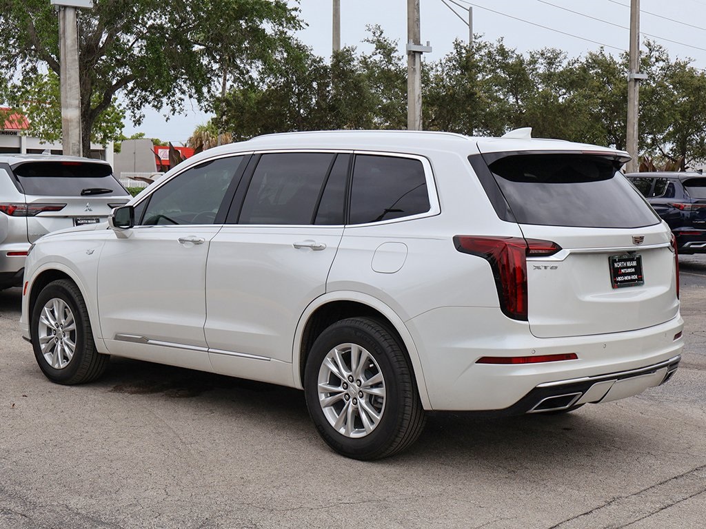 Vehicle image 13 of 66
