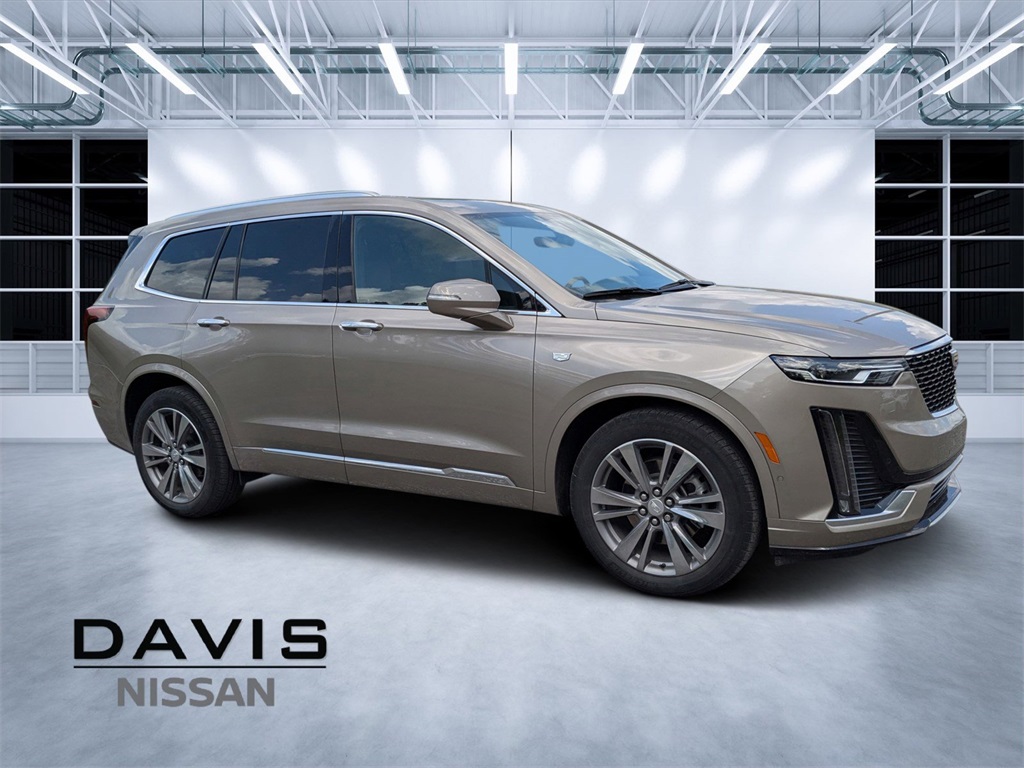 Vehicle image 4 of 32