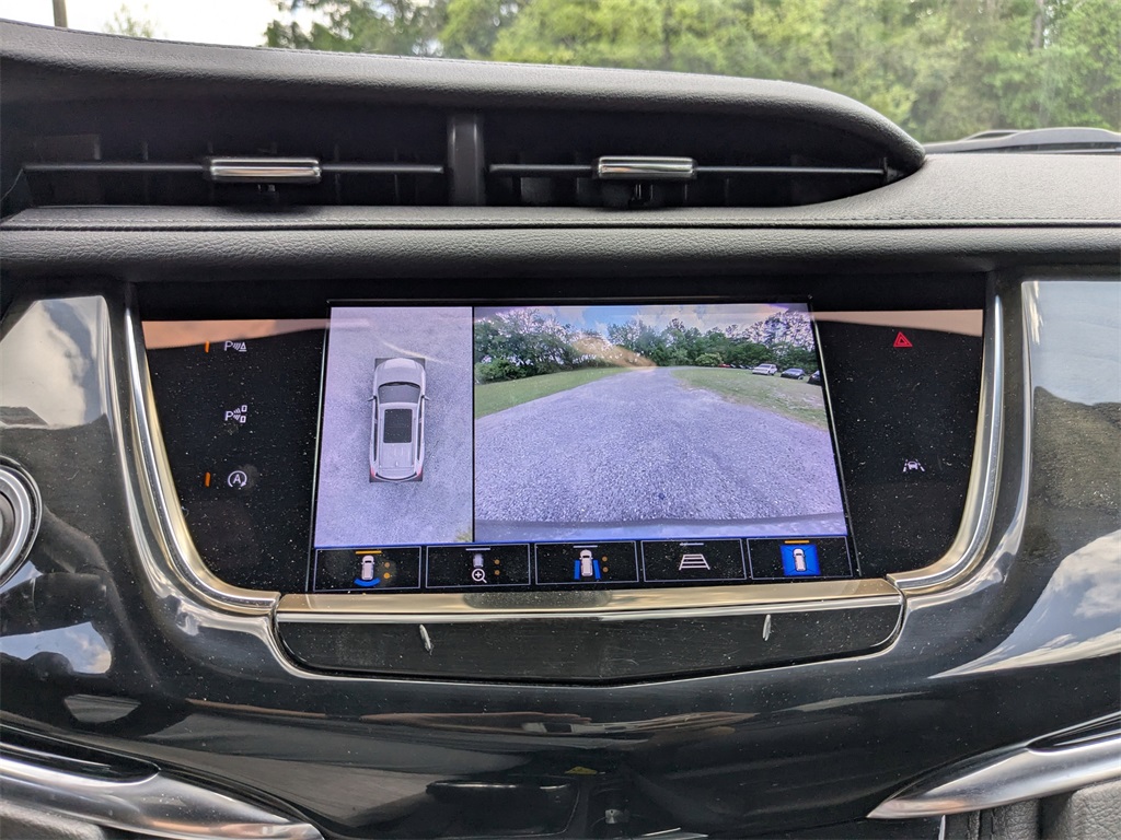 Vehicle image 22 of 32
