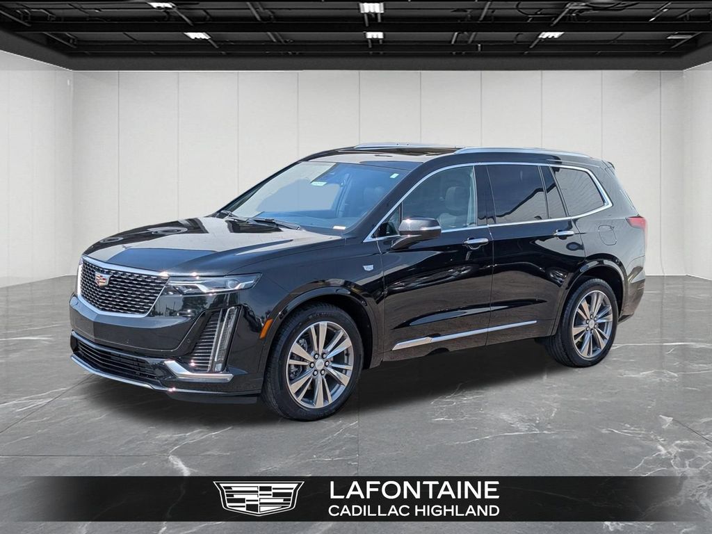 2022 Cadillac XT6 Premium Luxury Image 1 of 34