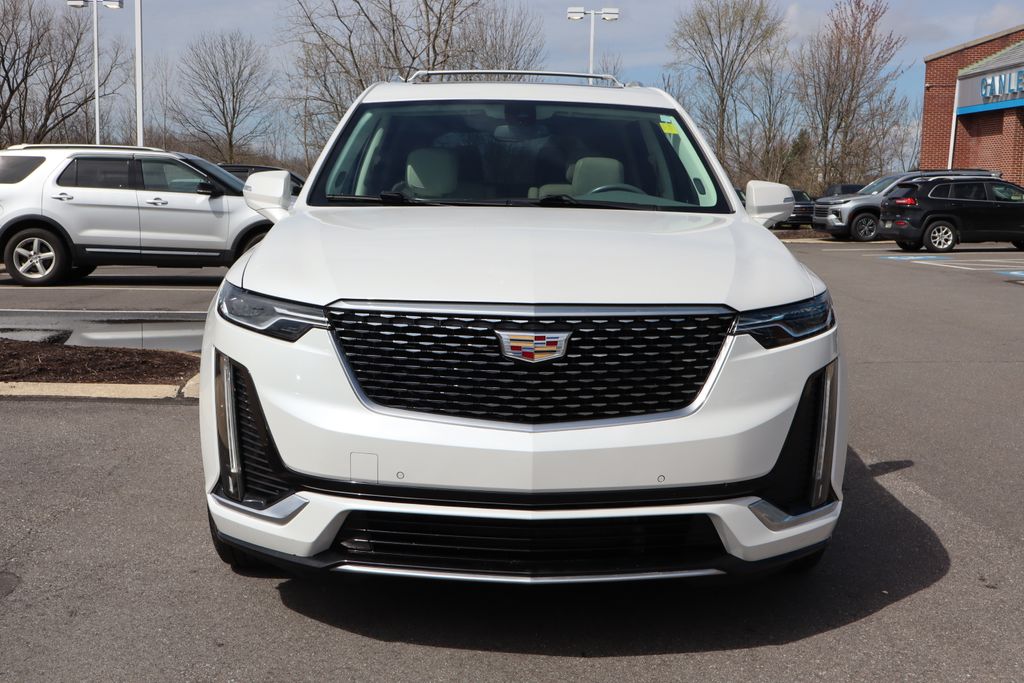 Vehicle image 2 of 43