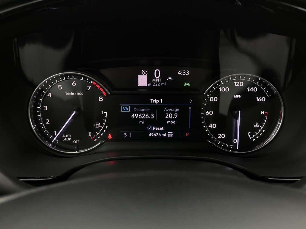Vehicle image 23 of 42