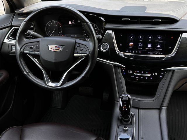 Vehicle image 27 of 34