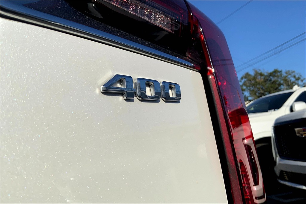 Vehicle image 28 of 37