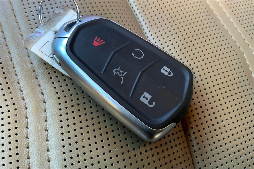 Vehicle image 27 of 37