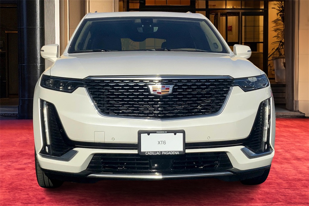 Vehicle image 2 of 37