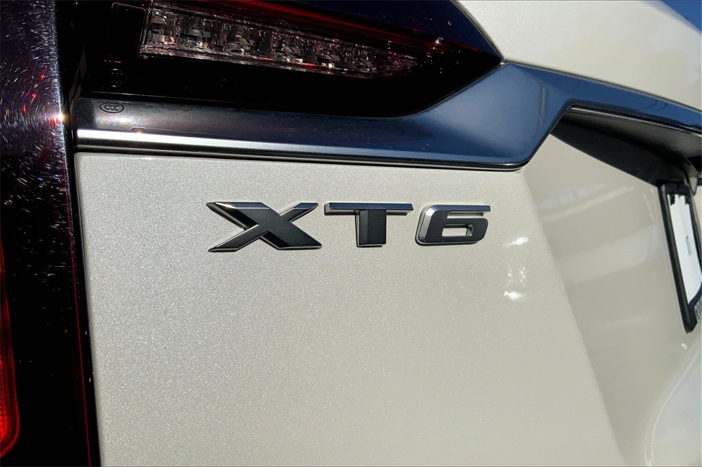 Vehicle image 37 of 37