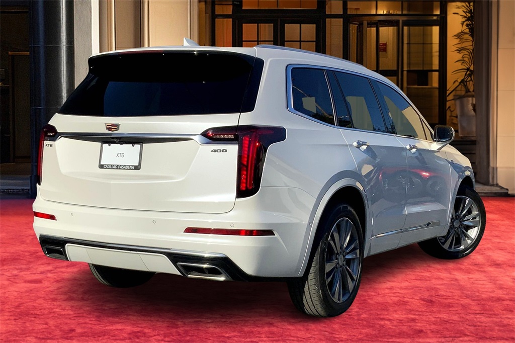 Vehicle image 4 of 37