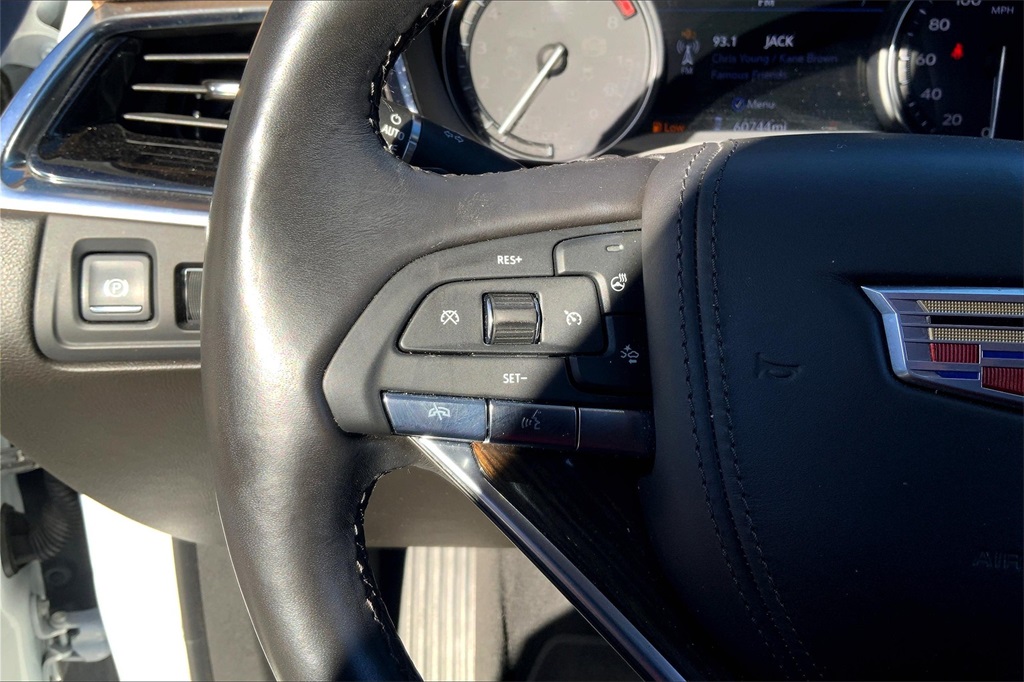 Vehicle image 18 of 37