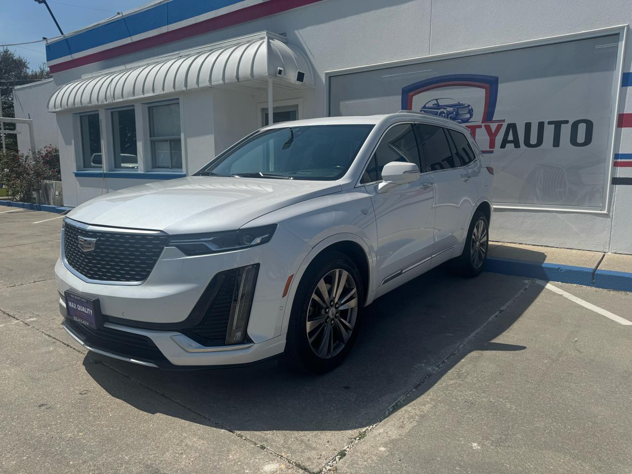 2022 Cadillac XT6 Premium Luxury Image 1 of 57