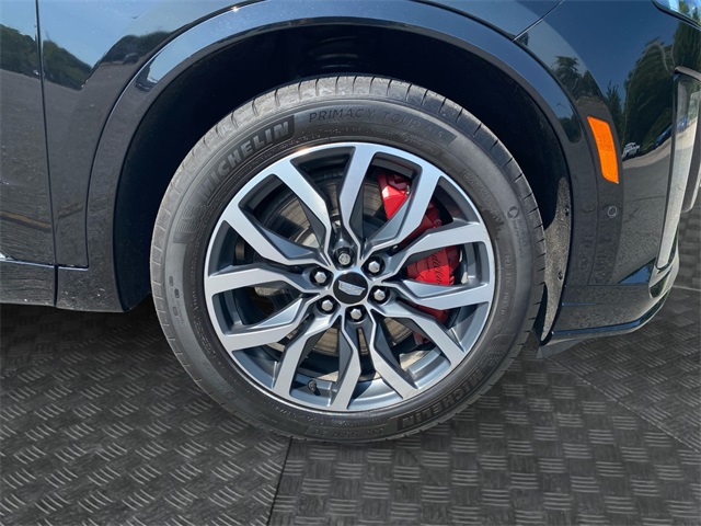 Vehicle image 11 of 40