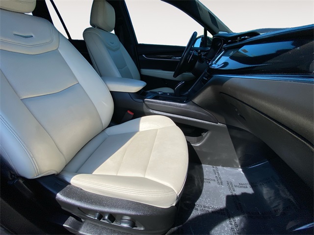 Vehicle image 20 of 40