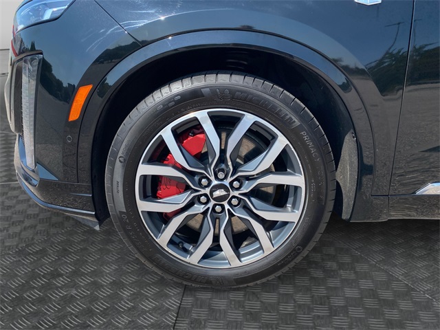 Vehicle image 13 of 40