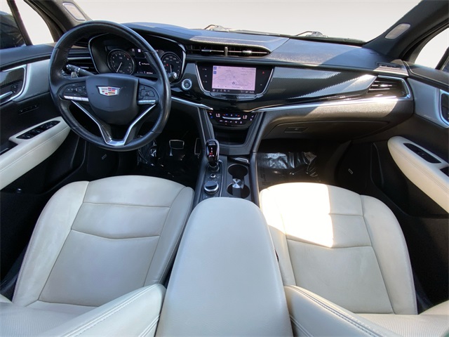 Vehicle image 25 of 40