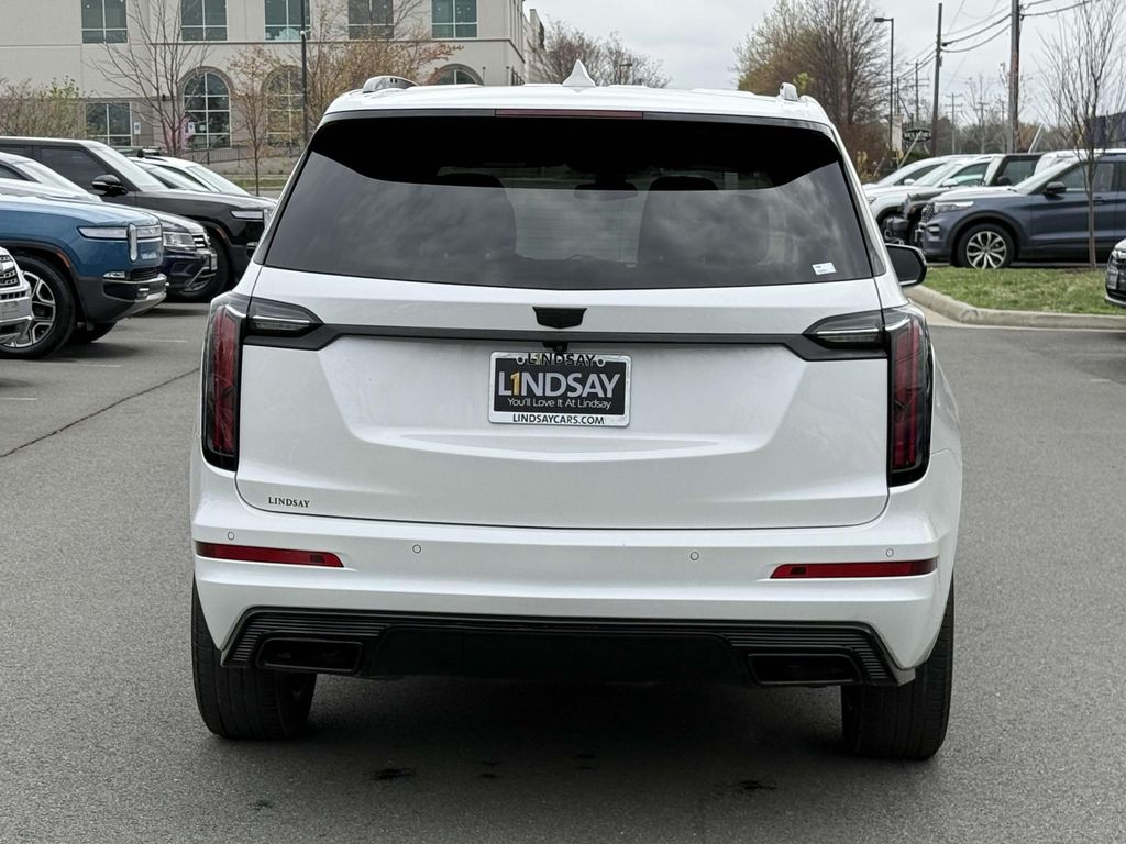 Vehicle image 5 of 25