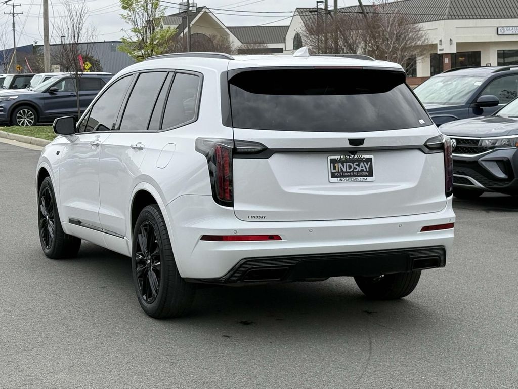 Vehicle image 6 of 25