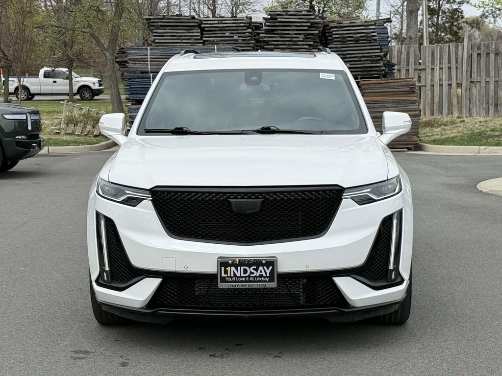 Vehicle image 2 of 25