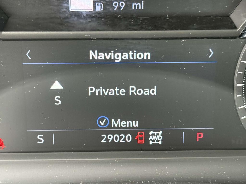 Vehicle image 14 of 25