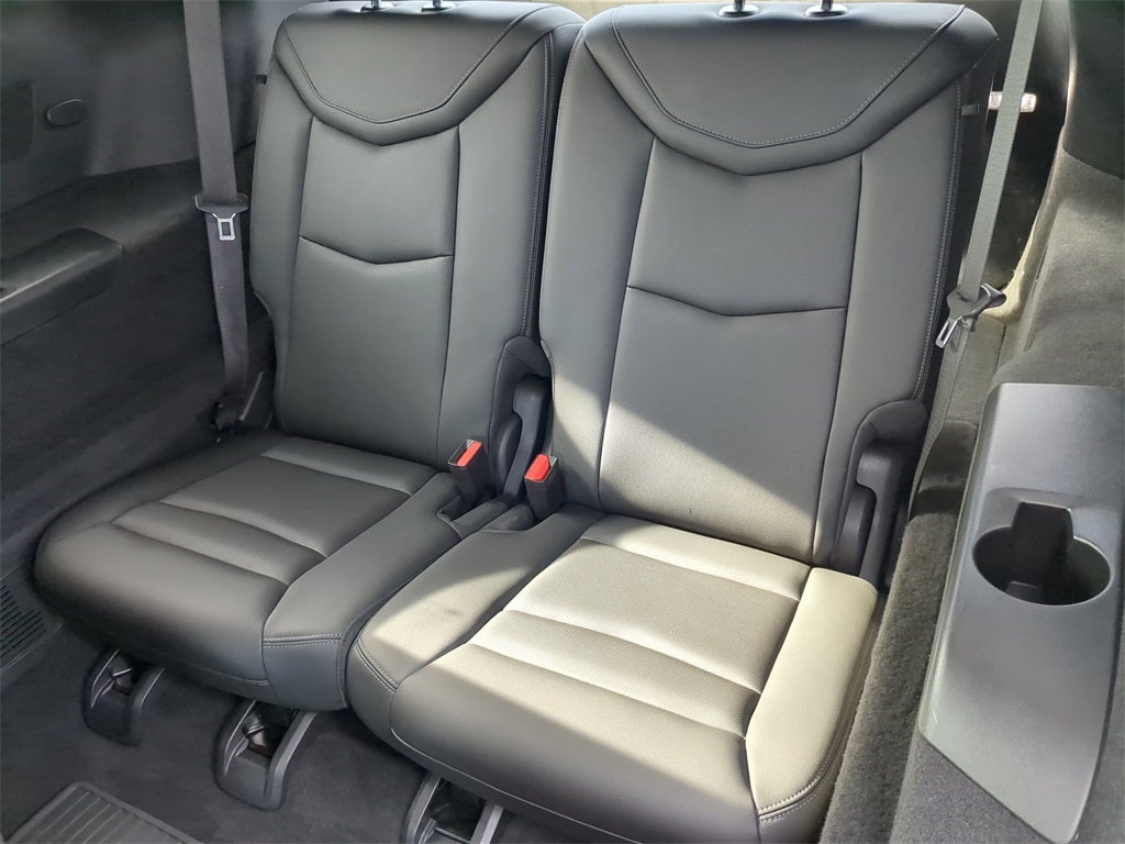 Vehicle image 9 of 37