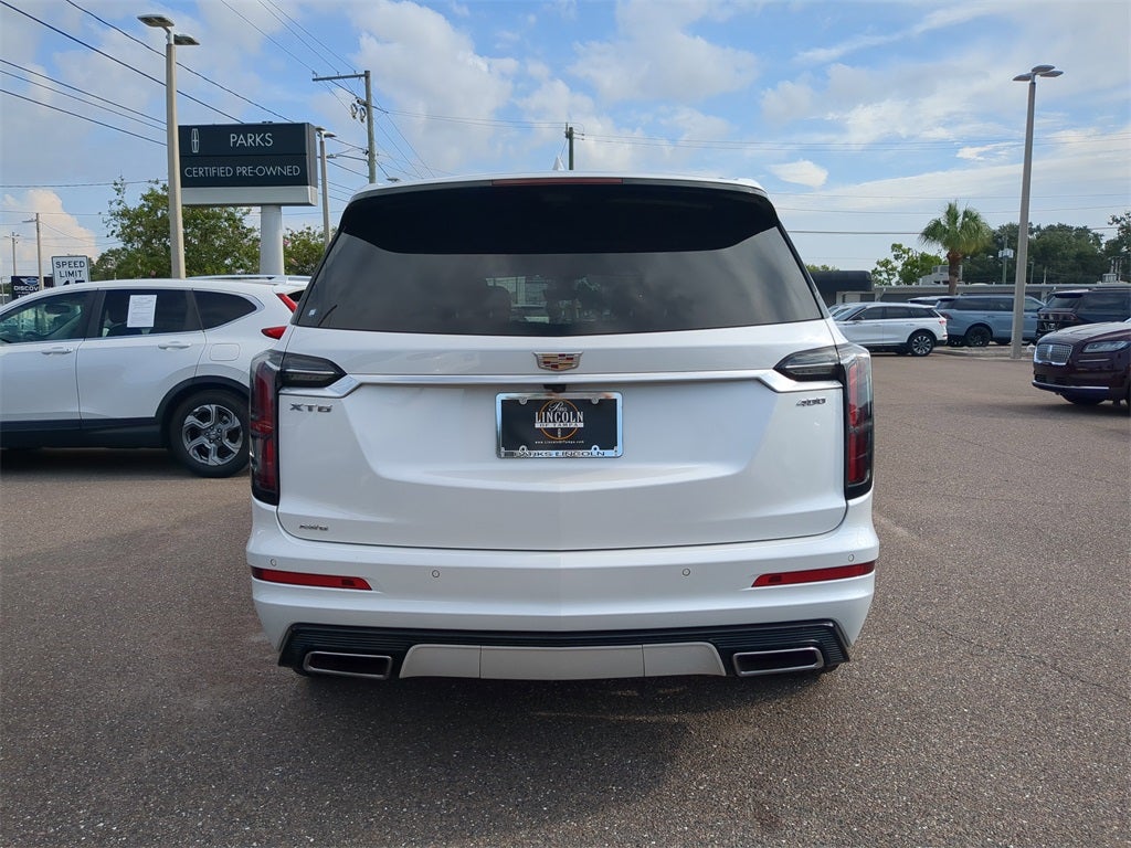 Vehicle image 4 of 37