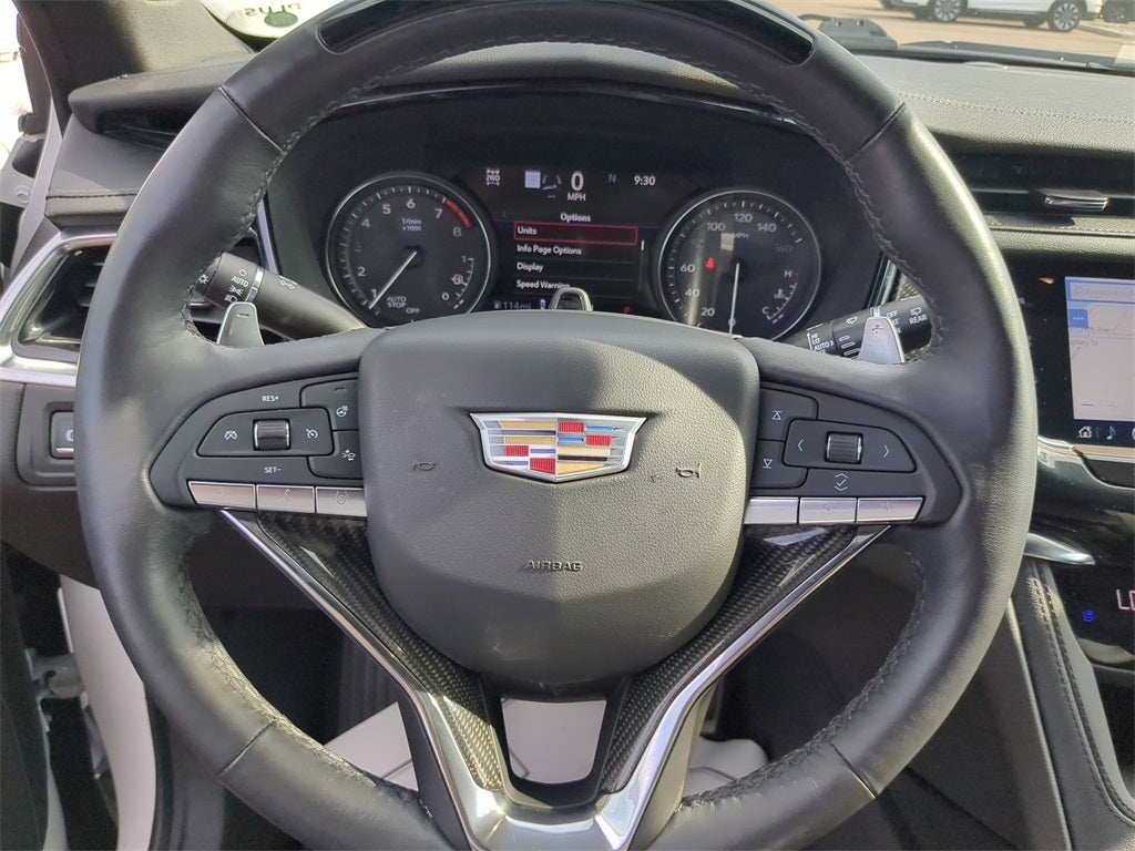 Vehicle image 35 of 37