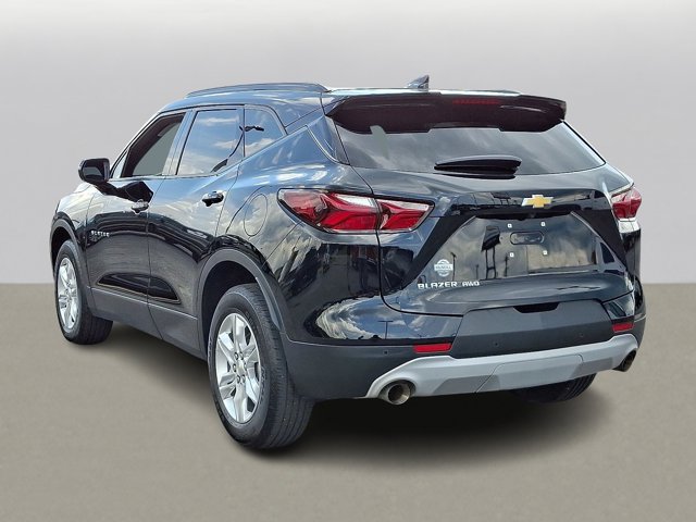 Vehicle image 9 of 43
