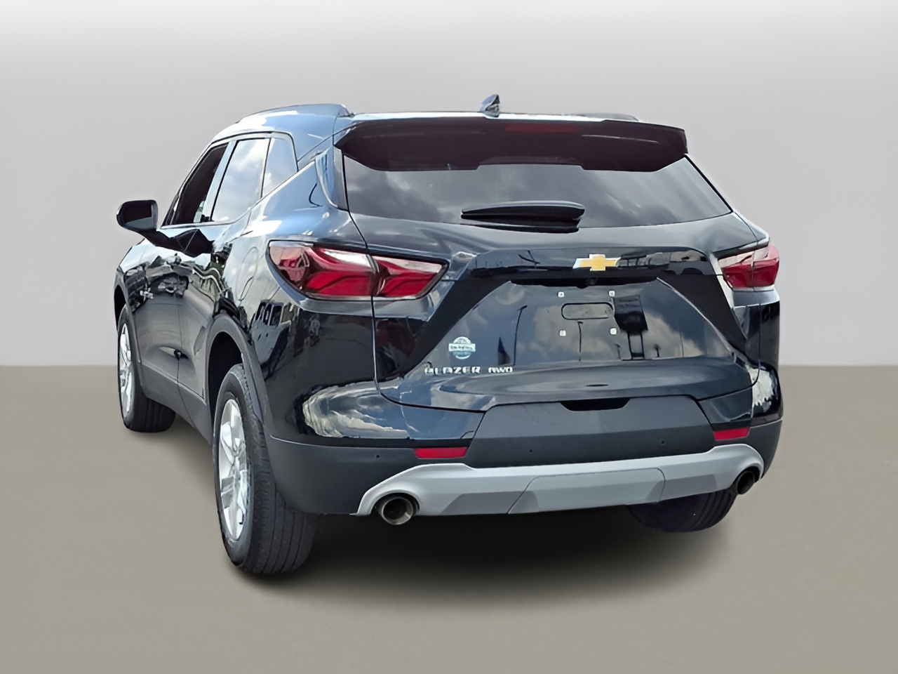 Vehicle image 42 of 43