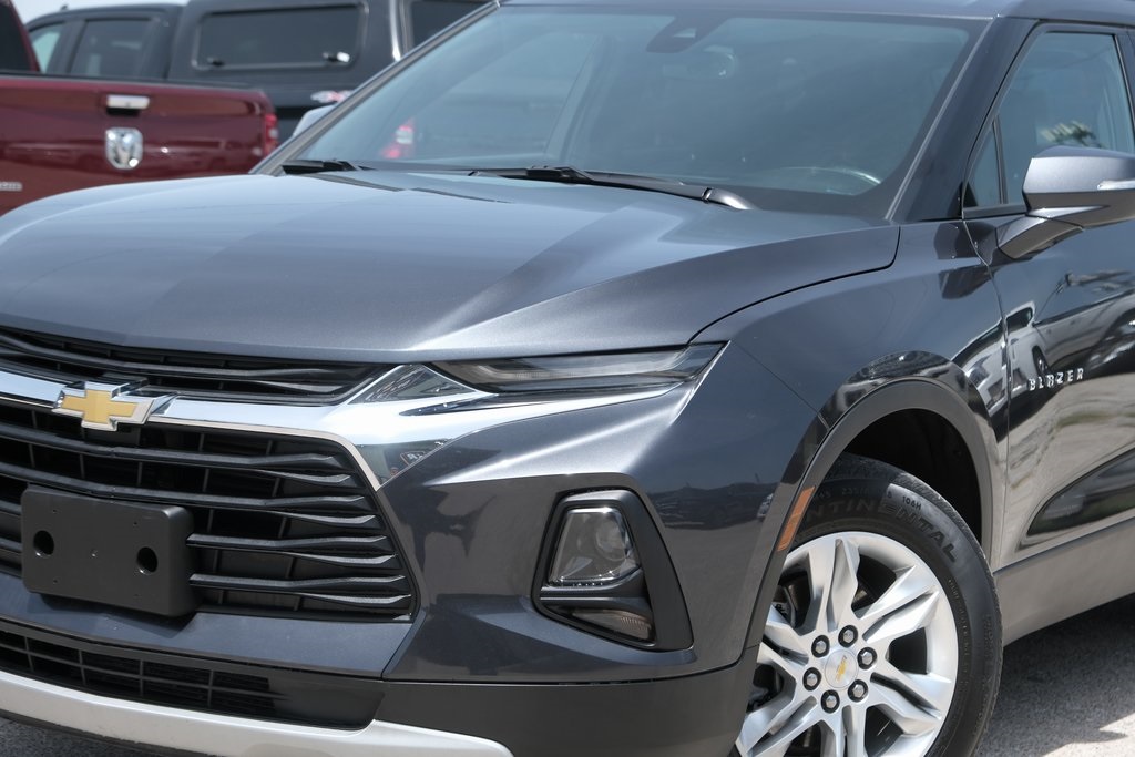 2022 Chevrolet Blazer LT Image 2 of 40