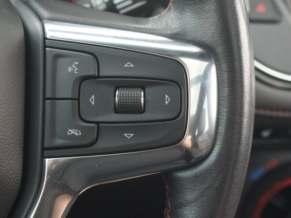 Vehicle image 26 of 29
