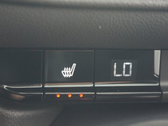 Vehicle image 14 of 29