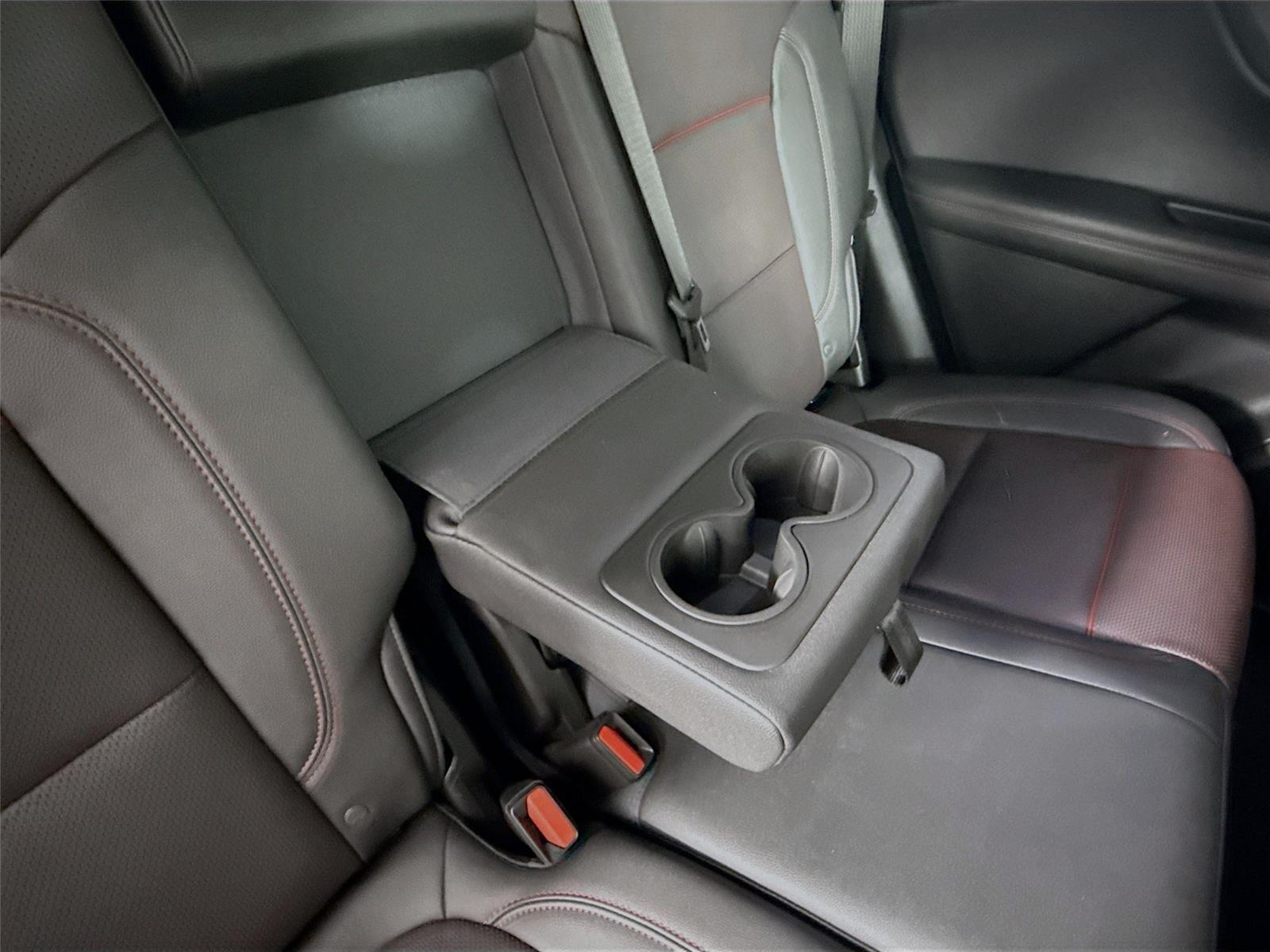 Vehicle image 43 of 49